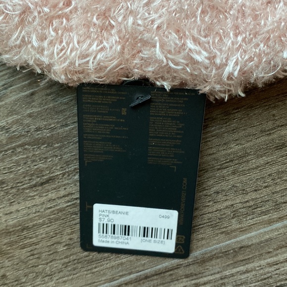 🚨4 for $15🚨Forever 21 Pink Beanie - Picture 3 of 5